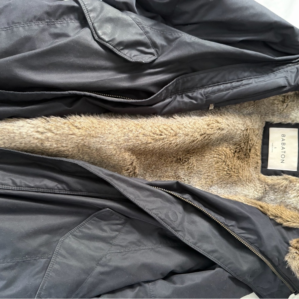 Babaton (Aritzia) Oskar Parka -Goose Down, Faux Fur Lined- Size S